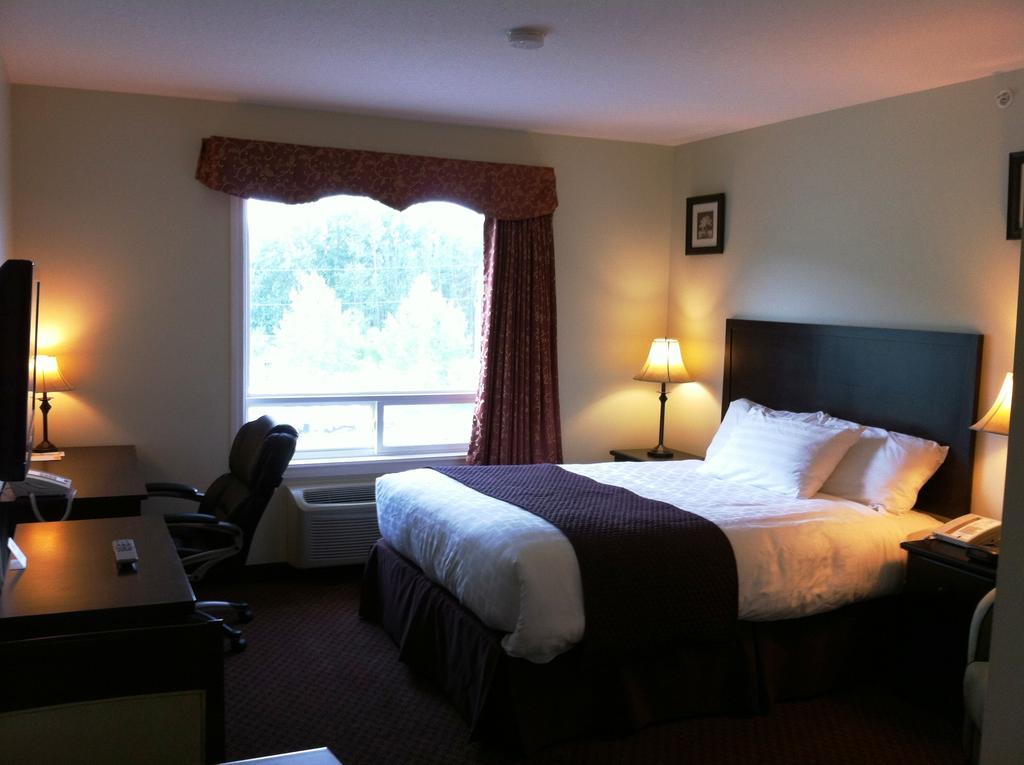 Days Inn By Wyndham Chetwynd Quarto foto